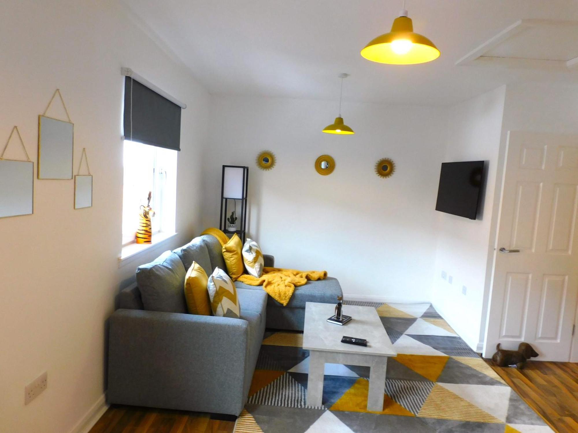 Newly Refurbished 1 Bed Apt In Hamilton Close To Station And Local Amenities 외부 사진